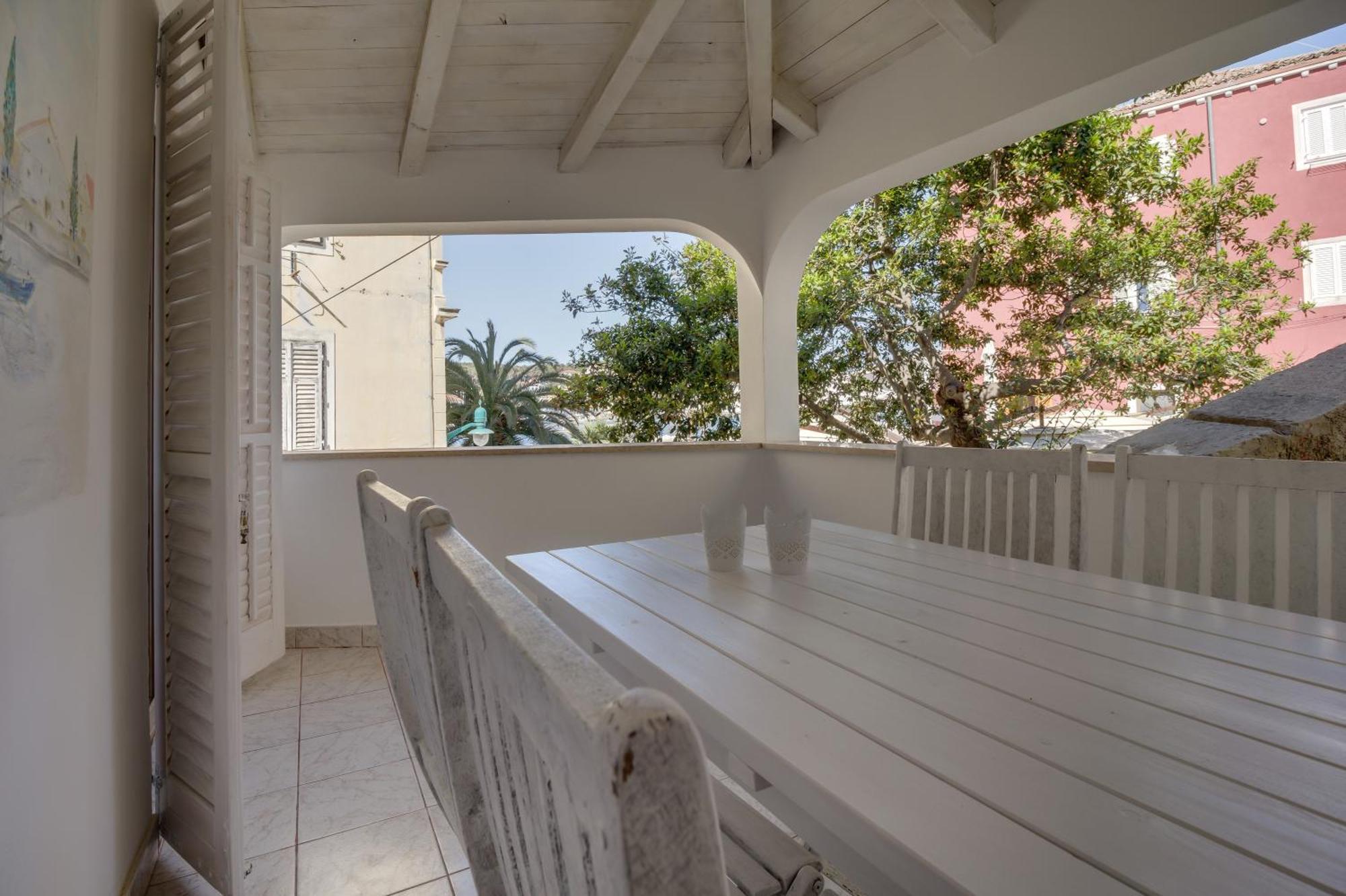 Apartments Mandarina Mali Lošinj Pokój zdjęcie